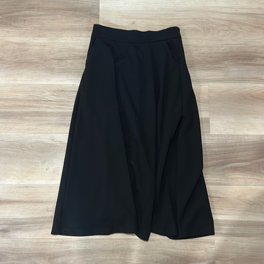 Black long skirt